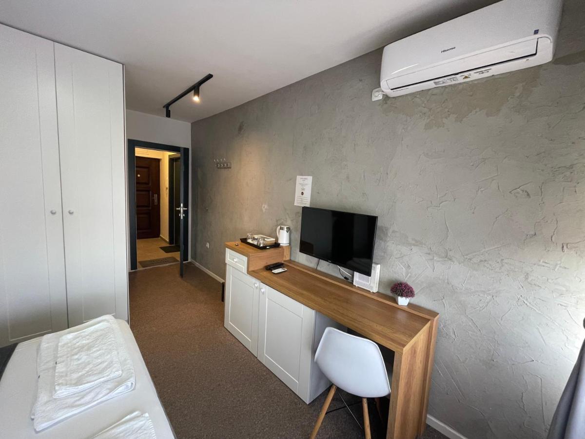 New Prishtina Luxury Rooms Pristina Exterior photo